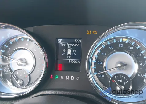 2011 Chrysler 300C из США, поврежденный, VIN 2C3CA6CT4BH559654